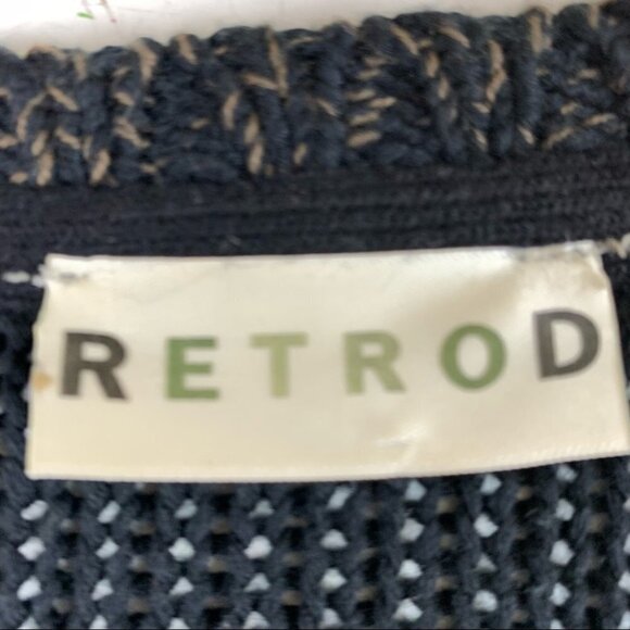 Retrod  I Knit I Sweater - Picture 2 of 9